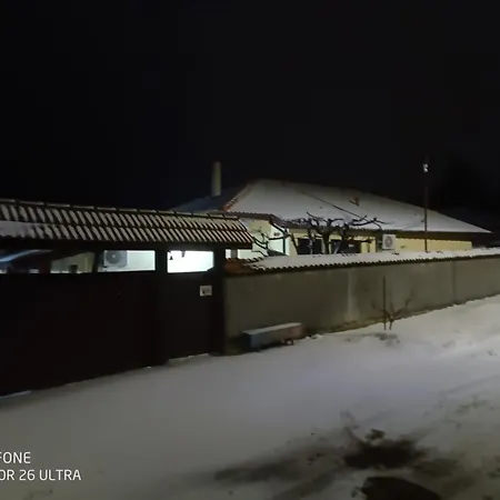 Lebed Srebŭrna